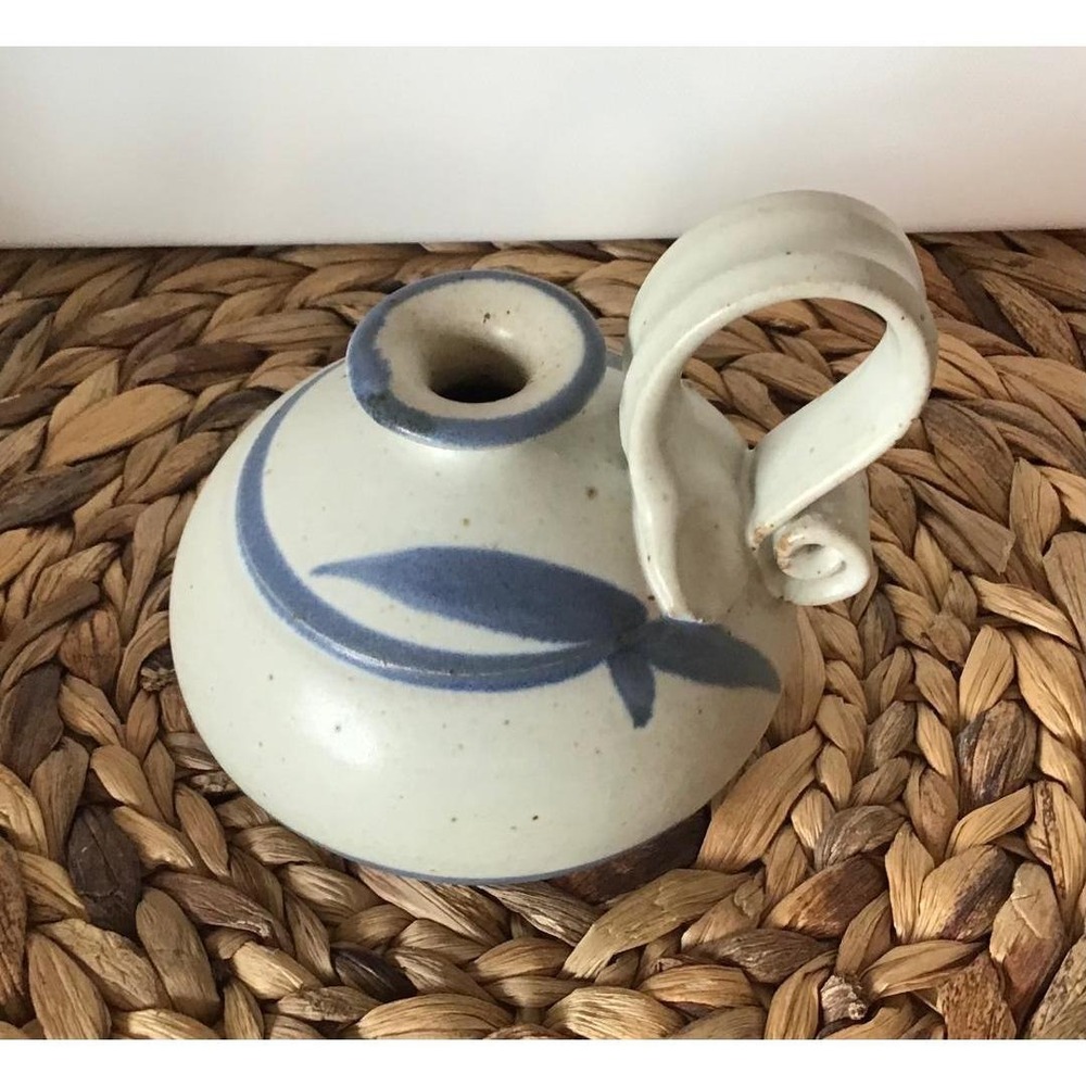 Vtg Studio Pottery Bud Vase Chamberstick Blue White Scrolled Handle 4.5 inch